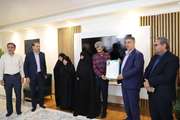 دیدار استاندار مرکزی با خانواده شهیدان والامقام «بهرامی و زهرابی» از شهدای جنگ رمضان